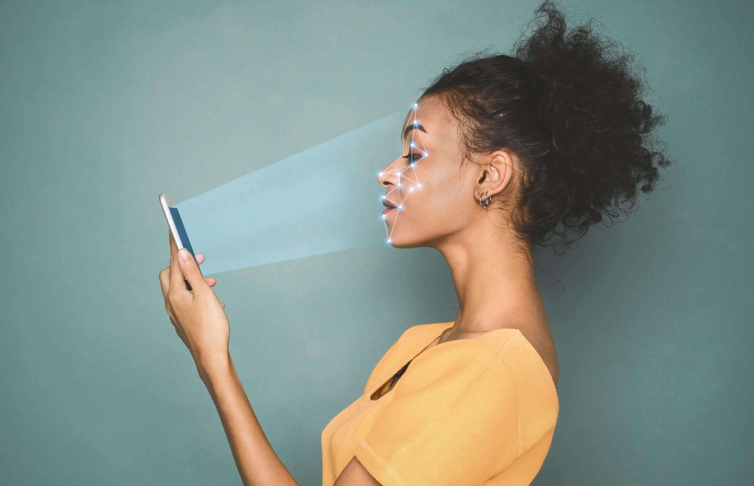 What is face verification software? Discover its main use cases and best solutions