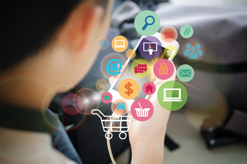 Social-commerce-in-beauty-industry_visage-technologies-scaled